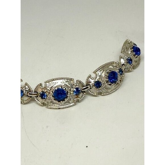 Vintage Coro Blue Rhinestone and Silver Tone Linked Bracelet - Picture 7 of 8